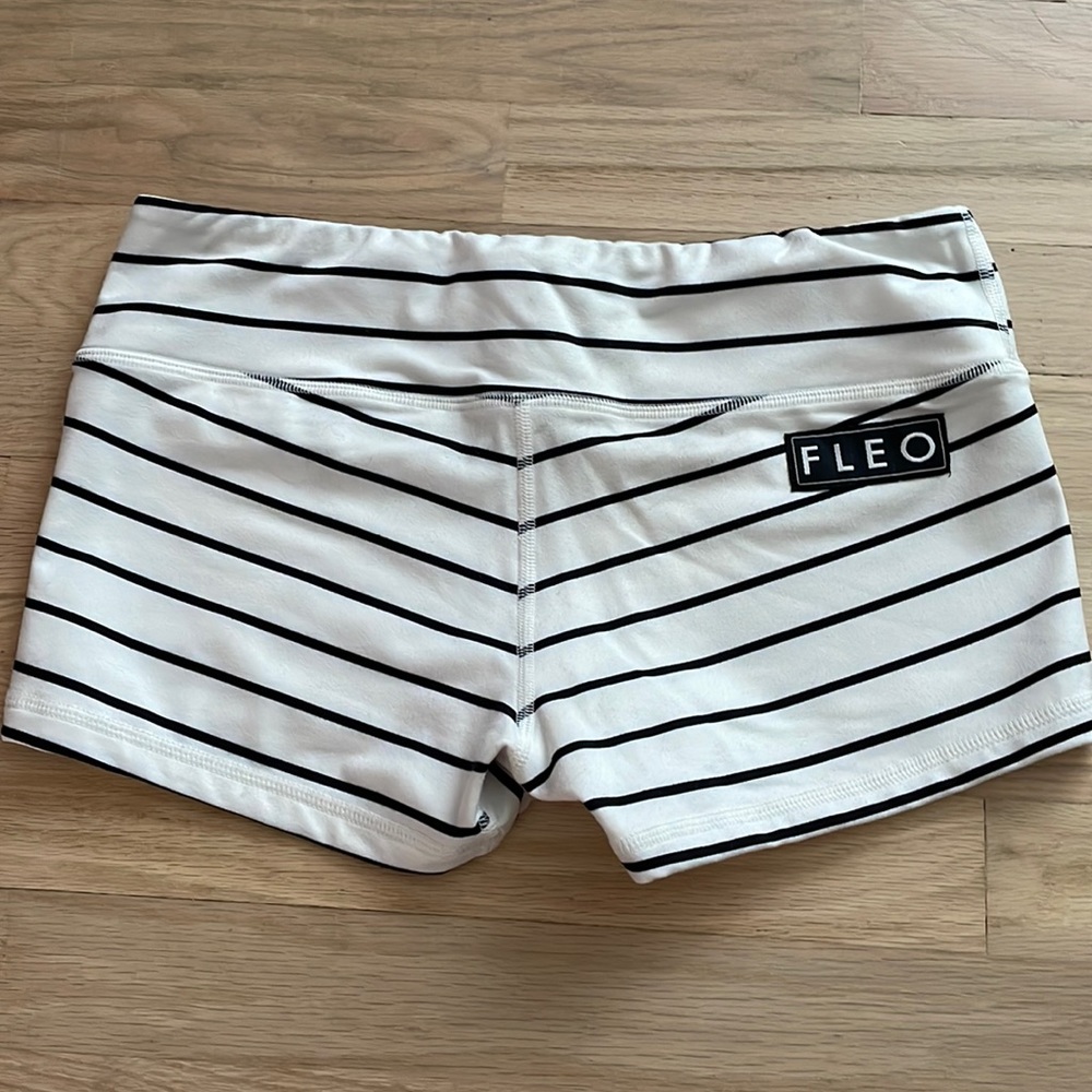 Fleo shorts